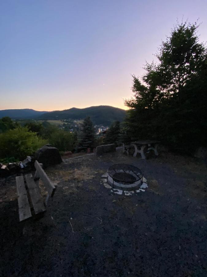 Hotel Selsky Dvur Perštejn Exterior foto
